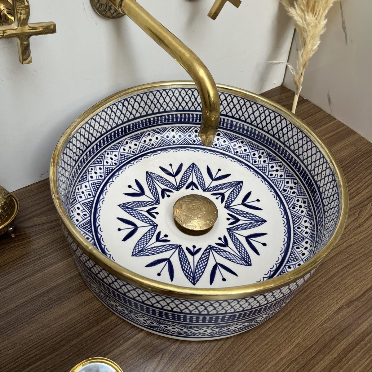 Elégante vasque marocaine traditionnelle pour une salle de bain - Image 3