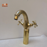 Robinet de salle de bain en laiton brut — Artisanat marocain authentique
